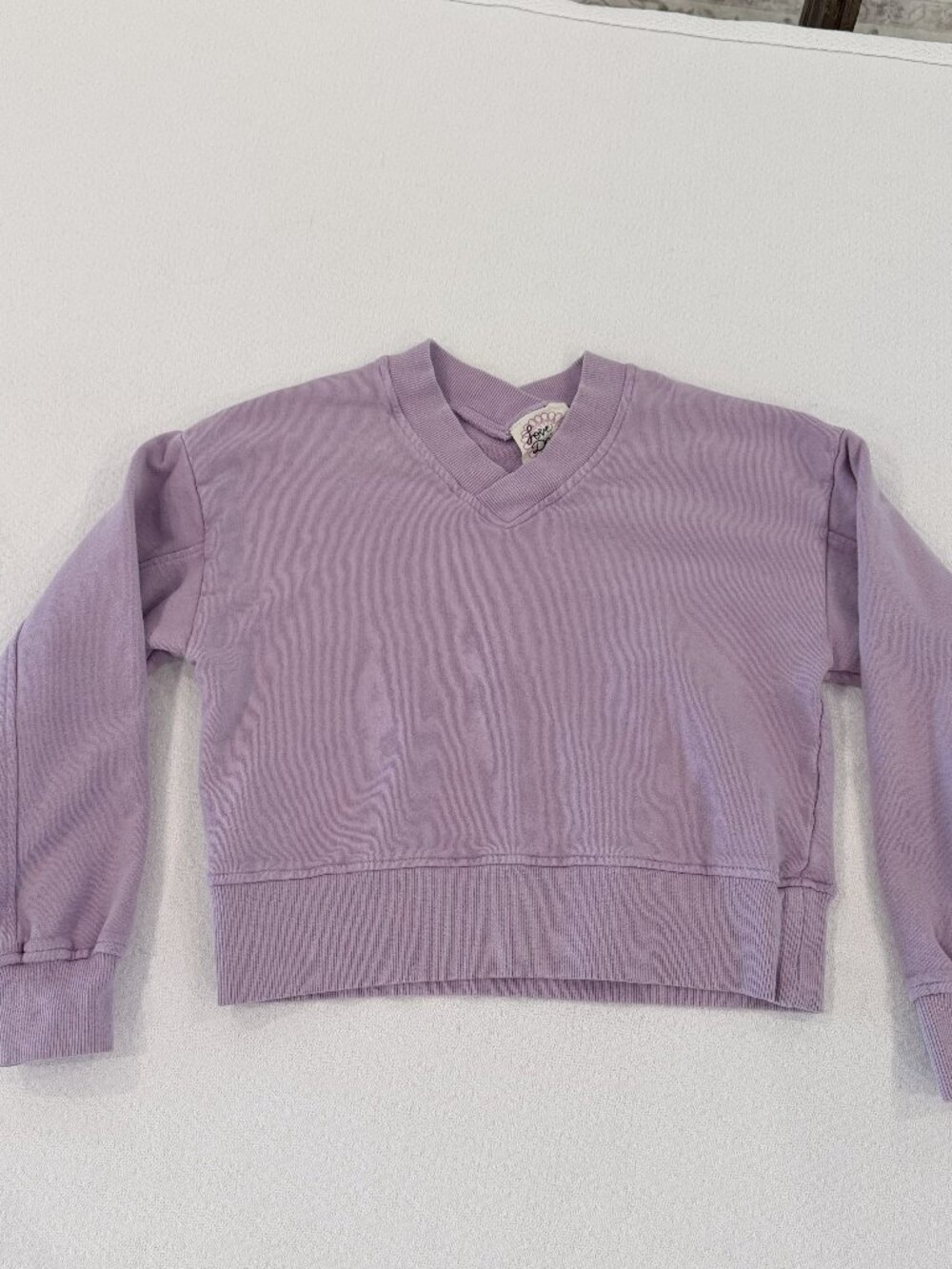 Love Daisy V-Neck Cropped Girls Sweatshirt Sz L